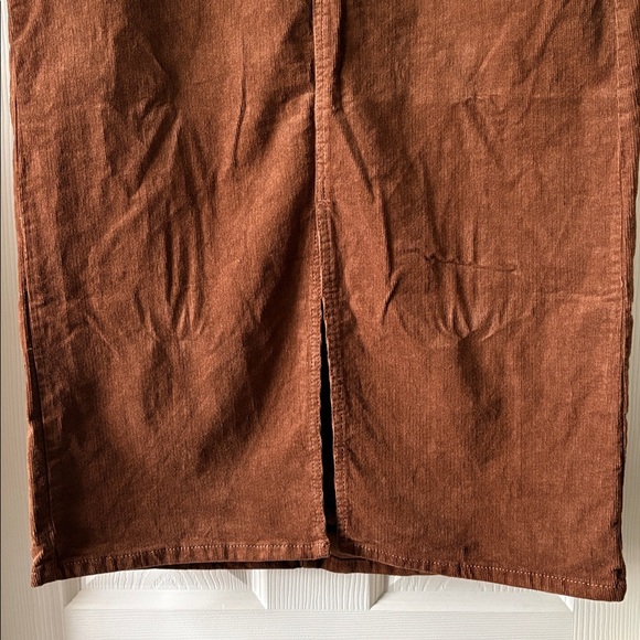 Time and Tru Corduroy Midi Skirt with Front Slit - Picture 8 of 11